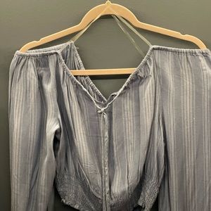 Blue stripped crop top